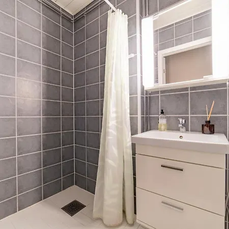 Hotelli Bed & Bistro Oy *